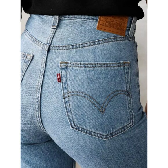 Levis Premium Womens High Loose Denim Jeans Blue Straight Wide Leg Baggy New - Picture 15 of 15